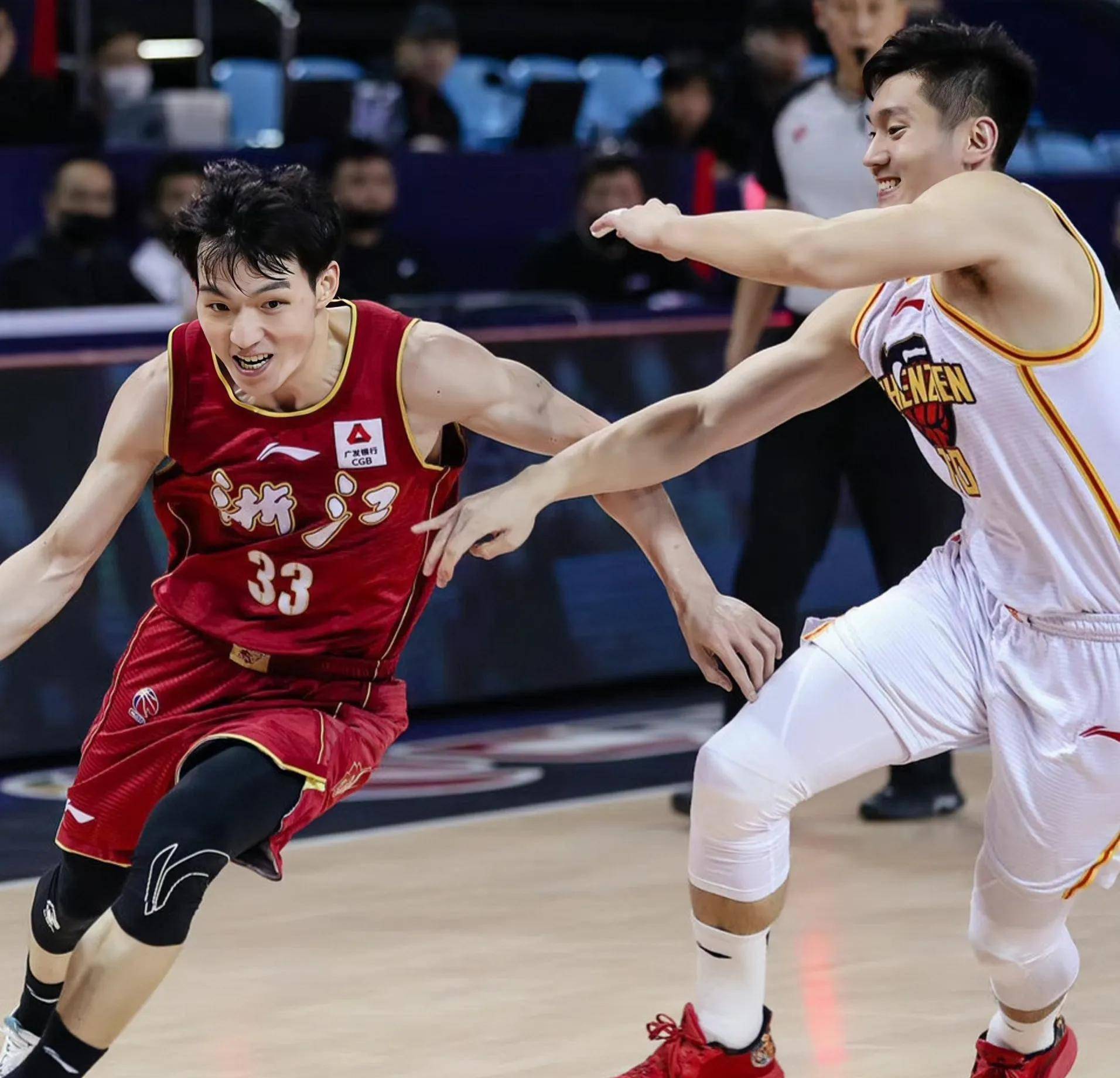 开云在线-包含转会期突围战来临，浙江队围绕西甲单刀错失，气氛紧张，年轻球员得到机会的词条