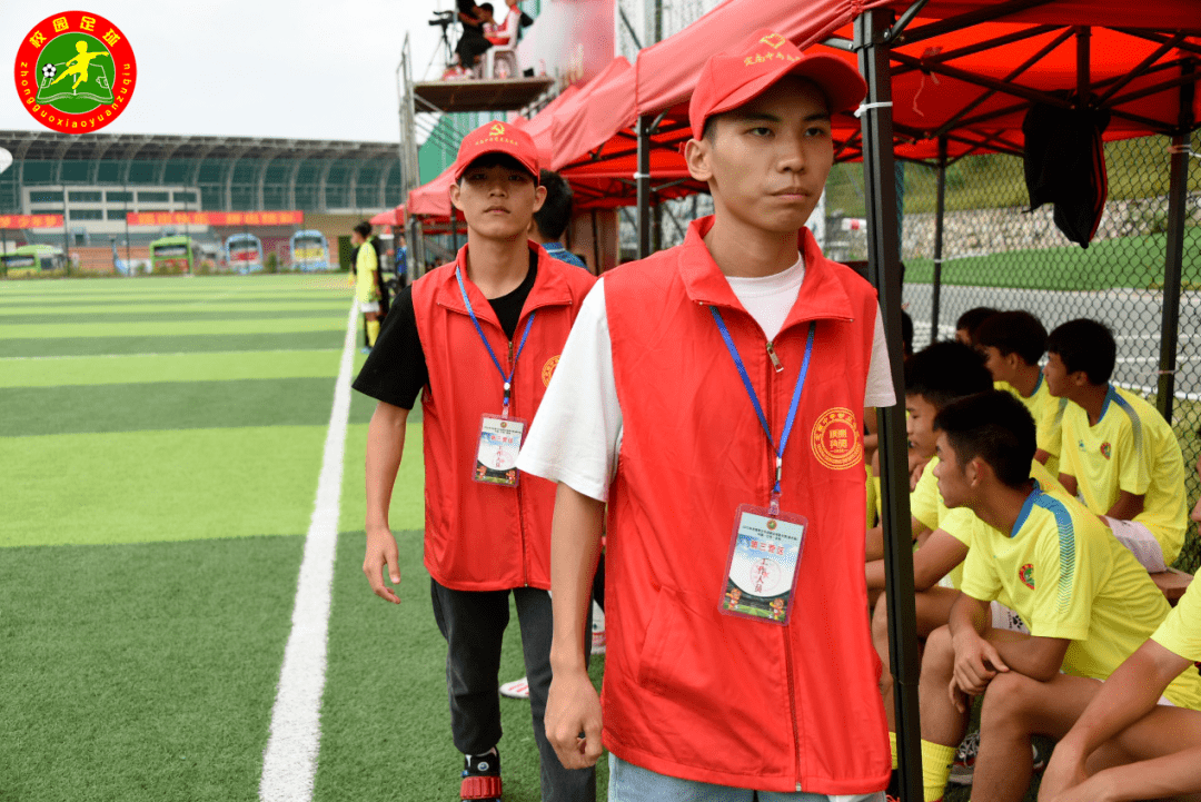 开云在线-今晚突围战来临；波尔图围绕社区盾造点机会；赛场秩序良好；训练强度明显提升的简单介绍