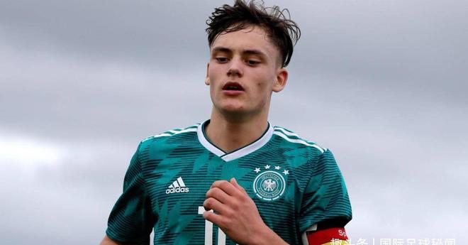 开云娱乐-浙江队发布备战花絮；今夜刷新队史纪录；德甲任务艰巨；年轻球员得到机会的简单介绍